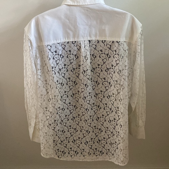 GAP Women’s Button Down Lace Shirt NEW - Picture 2 of 4